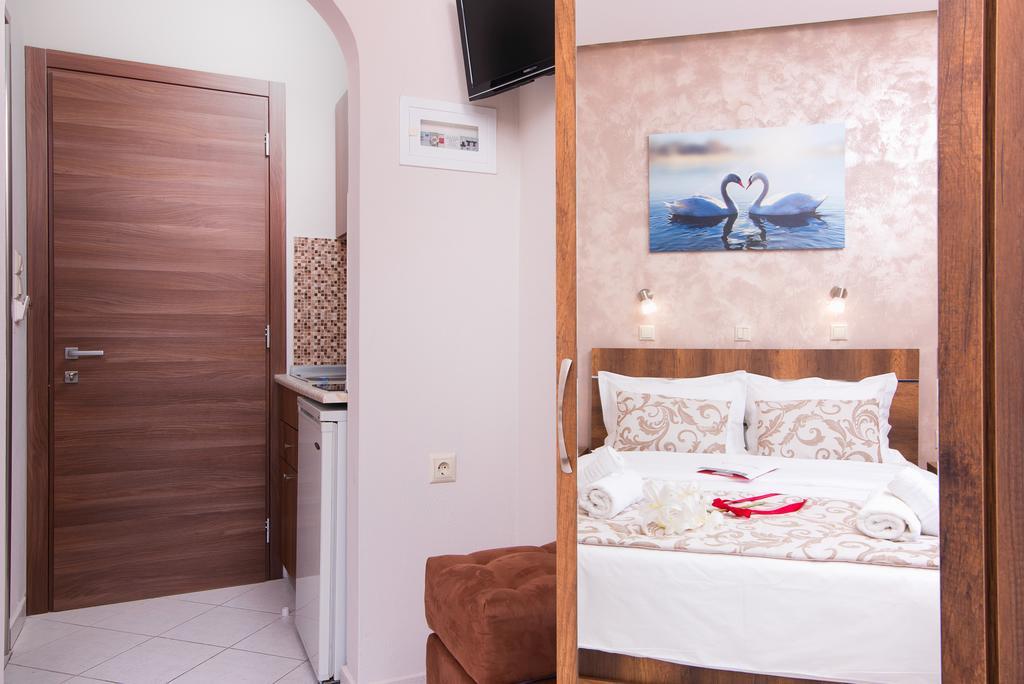 Pension Maria Astris Ngoại thất bức ảnh